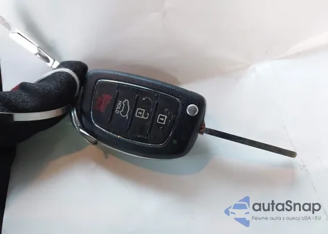 2016 Hyundai Santa Fe Sport 2.4L from USA, damaged, VIN 5XYZUDLB4GG311998